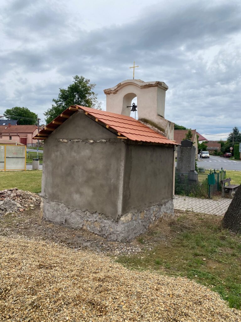 Kaplička Kamenný most