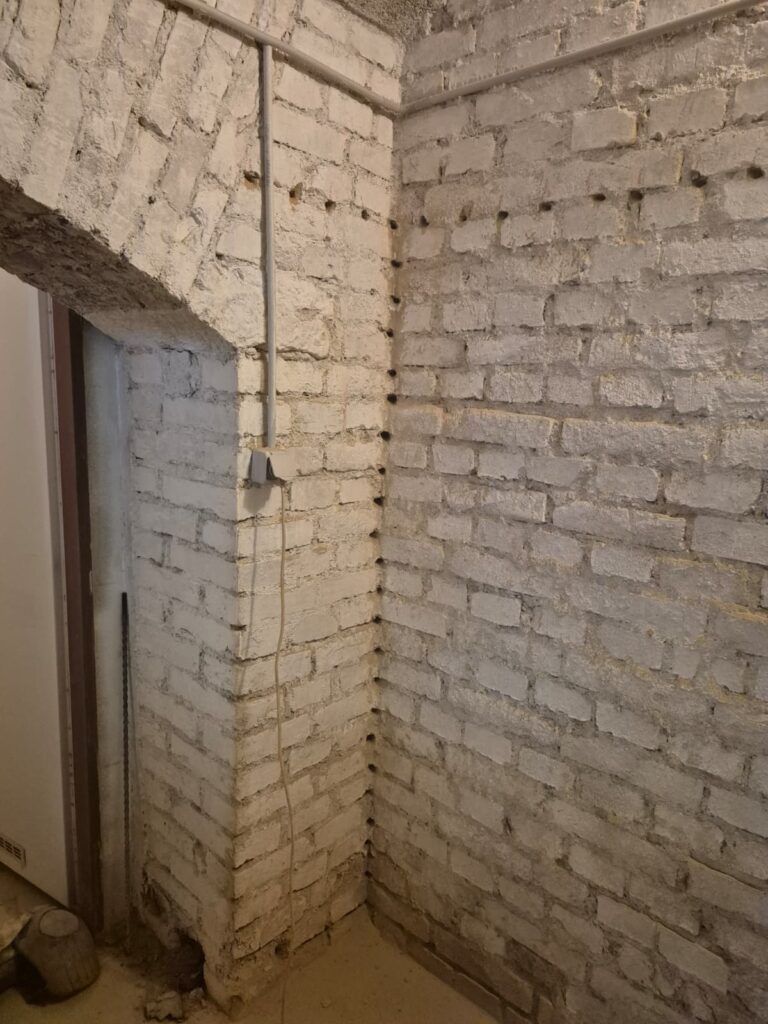 Injektáž sklepa - Kolínská ul. Vinohrady