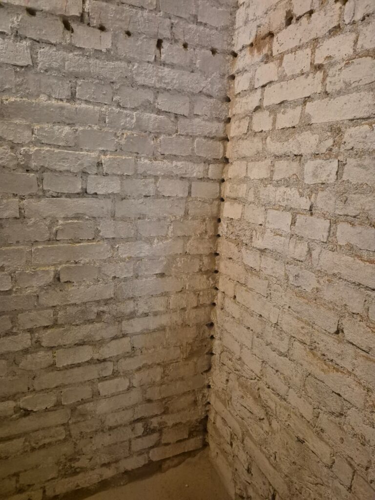 Injektáž sklepa - Kolínská ul. Vinohrady