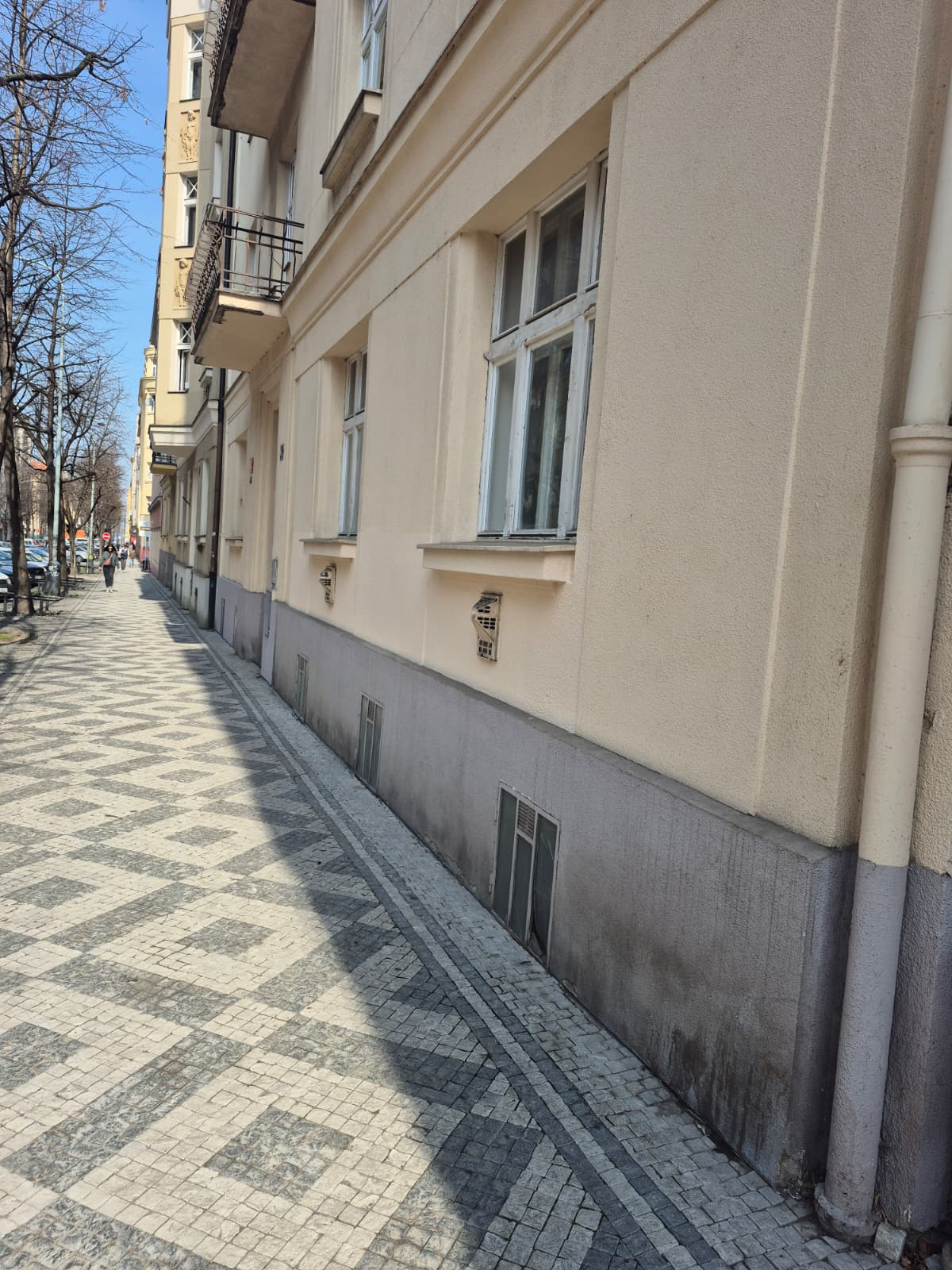 Sklep Kolínská, Vinohrady